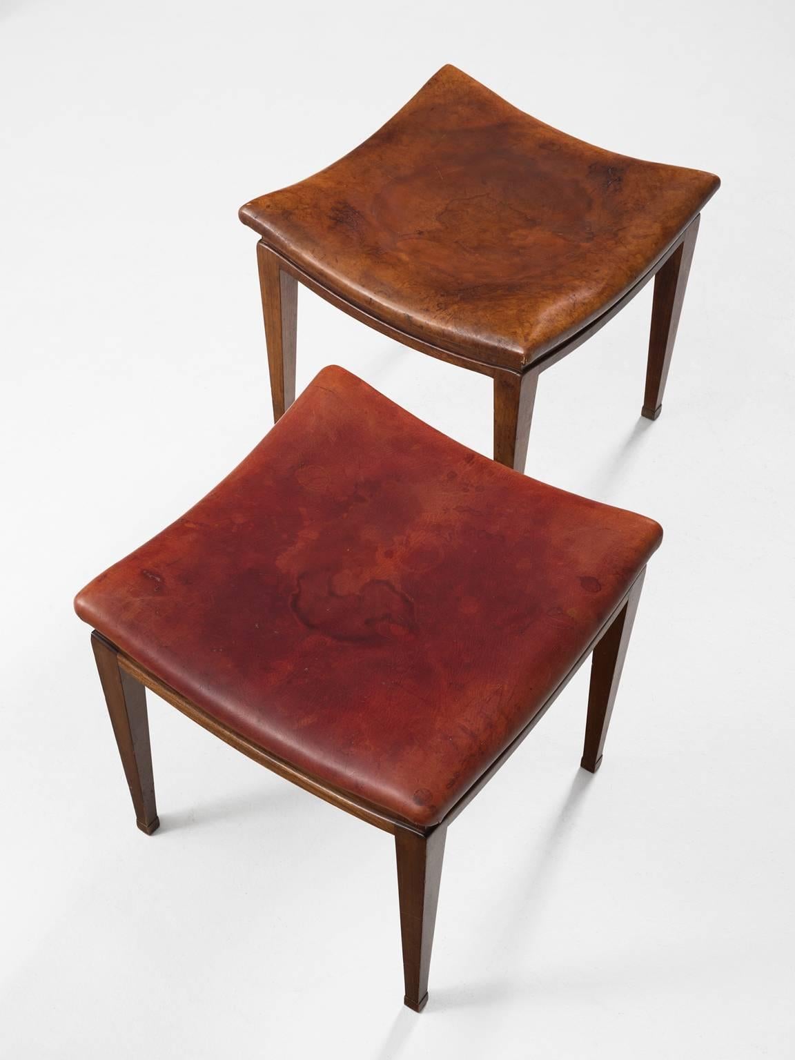 Danish Frits Henningsen Pair of Stools in Mahogany and Patinated Leather 
