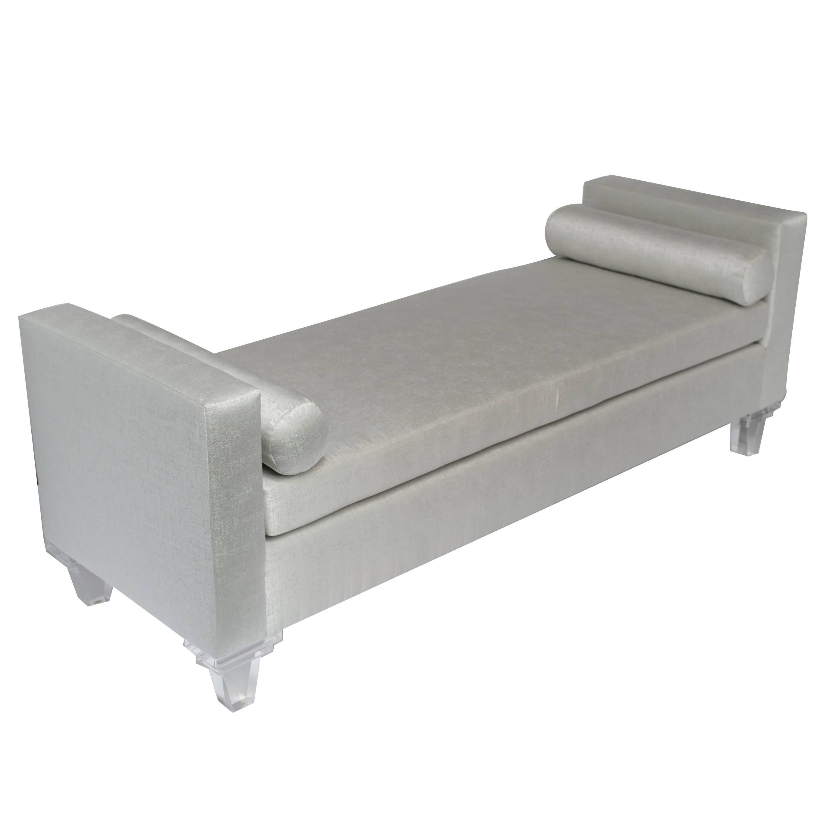 Hollywood regency mid-century modern style daybed and chaise lounge. Elegant silver mist upholstery has woven fibers with hints of platinum silver and very mild hints of sea mist green. The streamline daybed features two bolster pillows and has