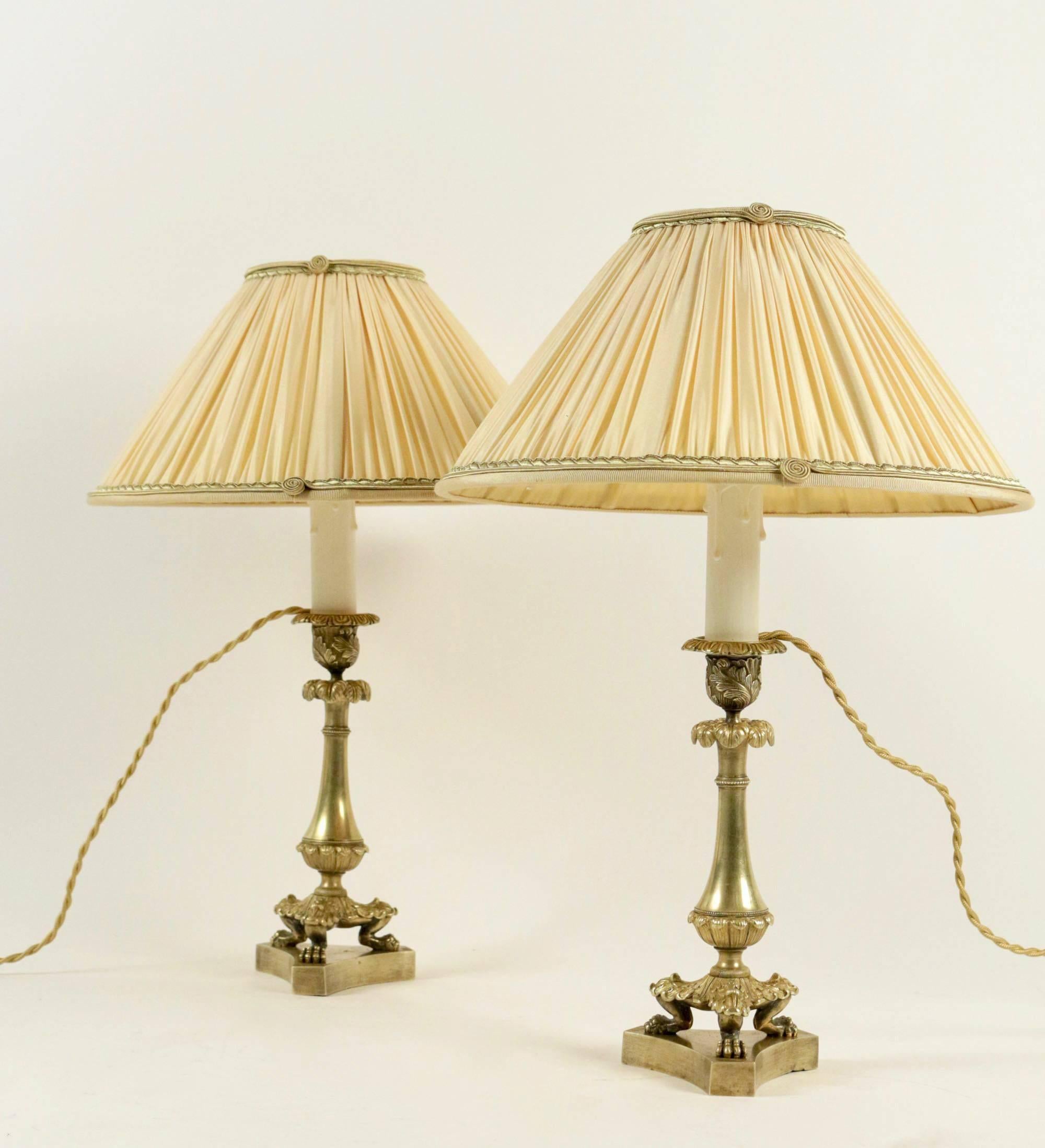 Pair of French Restauration Period Gilt-Bronze Candlestick Lamps, circa 1840 In Excellent Condition In Saint Ouen, FR