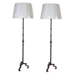 Paire de lampadaires italiens en fer forgé