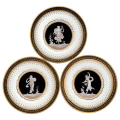 Set of 12 Minton Neoclassical Porcelain Plates, circa 1929-1930