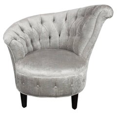 1940s Hollywood Regency Asymmetrical Tufted Chair in Platinum Velvet