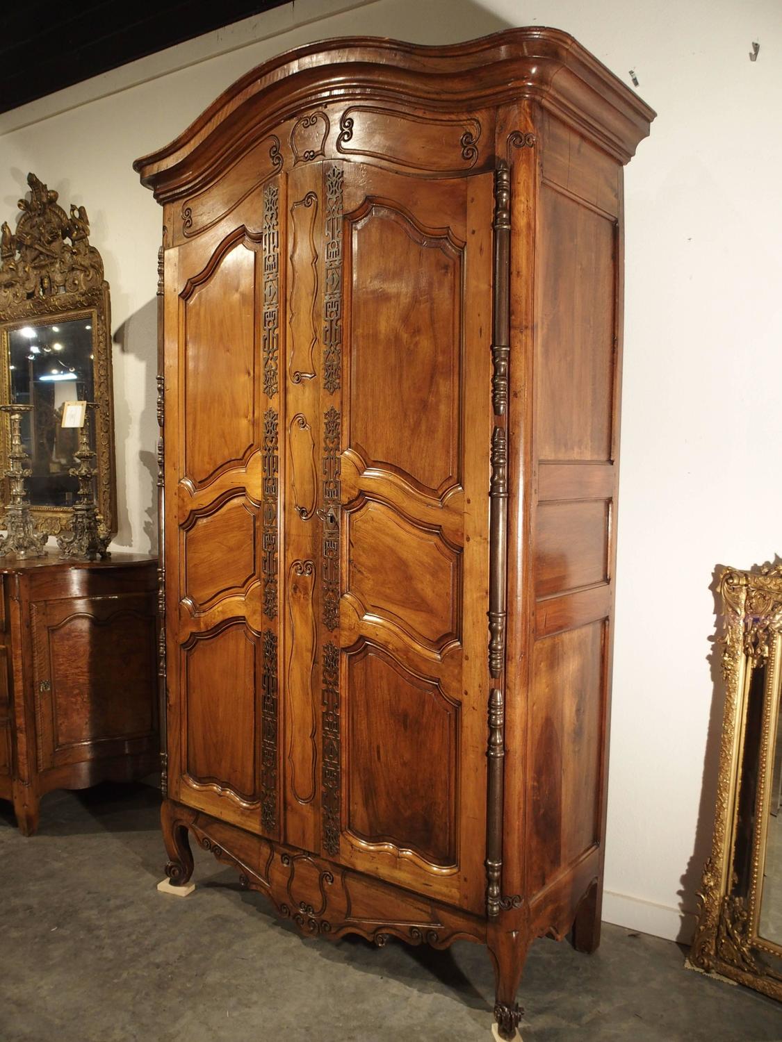 Antique Walnut Wood Armoire from Fourques, France Circa 1820 For Sale