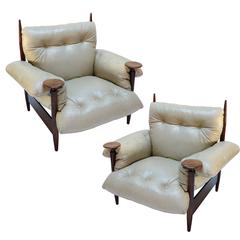 Pair of 1960s Brazilian Imbuia Armchairs by M. L. Magalhães 5