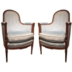 Pair of Italian Louis XVI Style Carved Bergère or Armchairs, 19th Century
