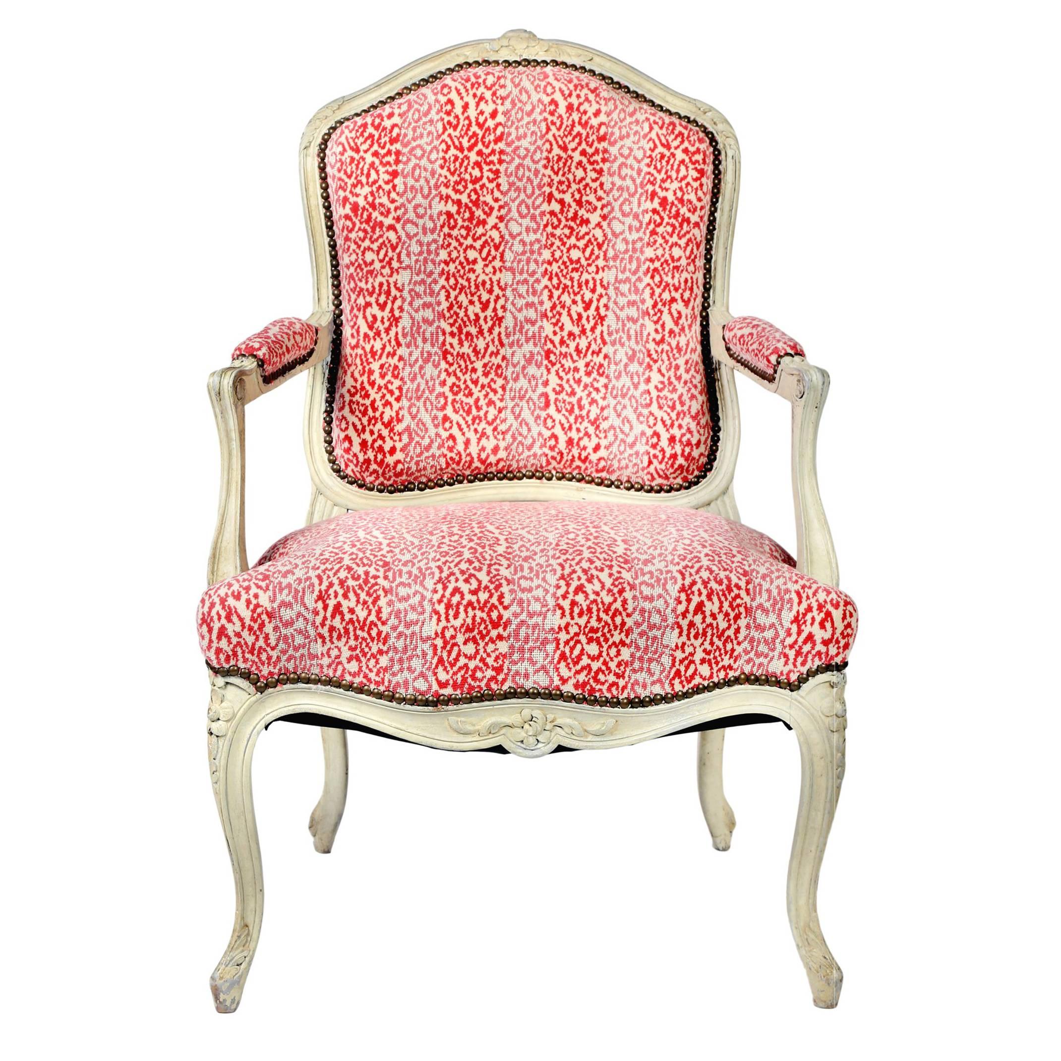 Louis XV style painted armchair with fresh upholstery in pink and white leopard cut linen velvet by Scalamandre.