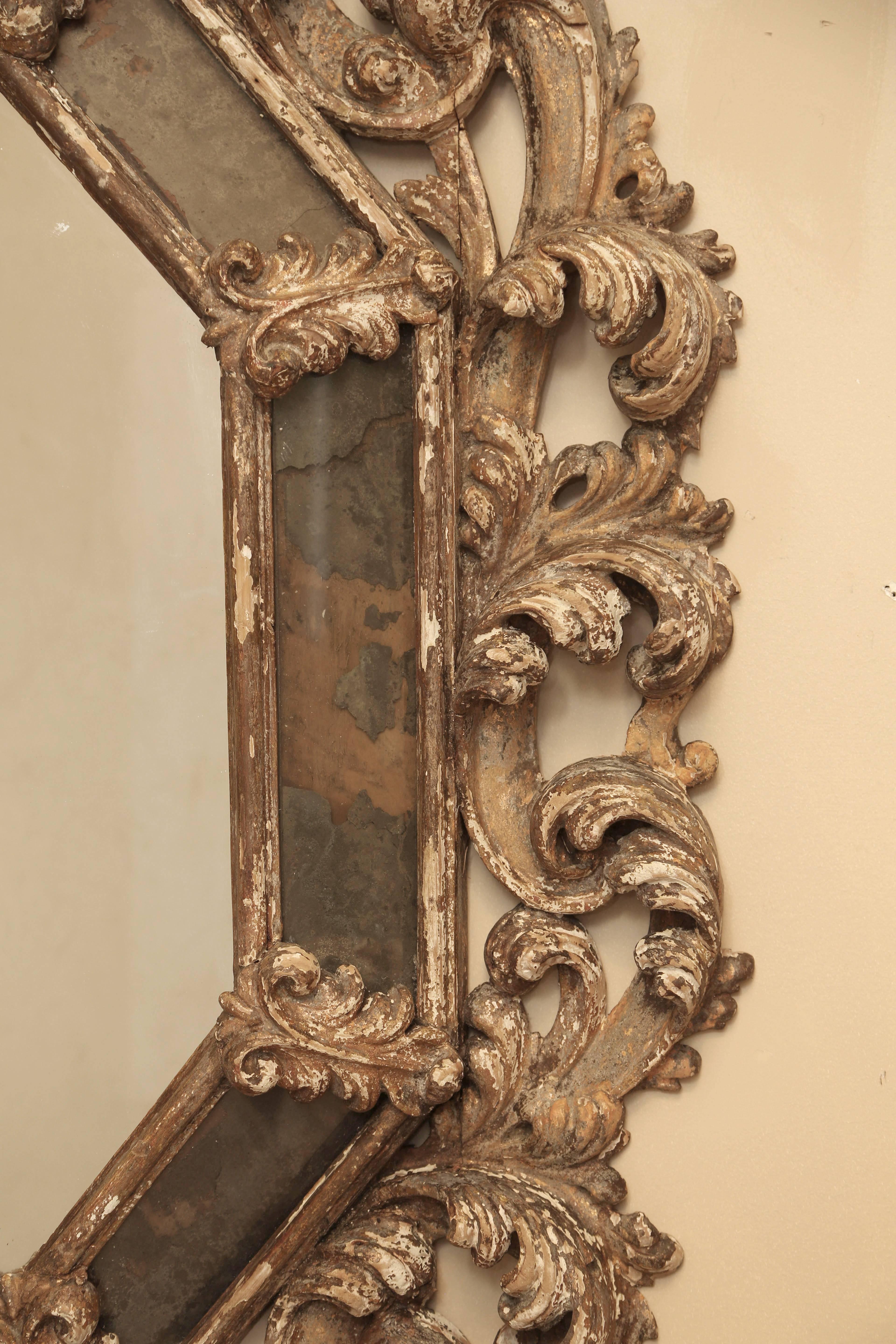 18th Century and Earlier Early 18th Century, Italian Foliate Carved Mirror