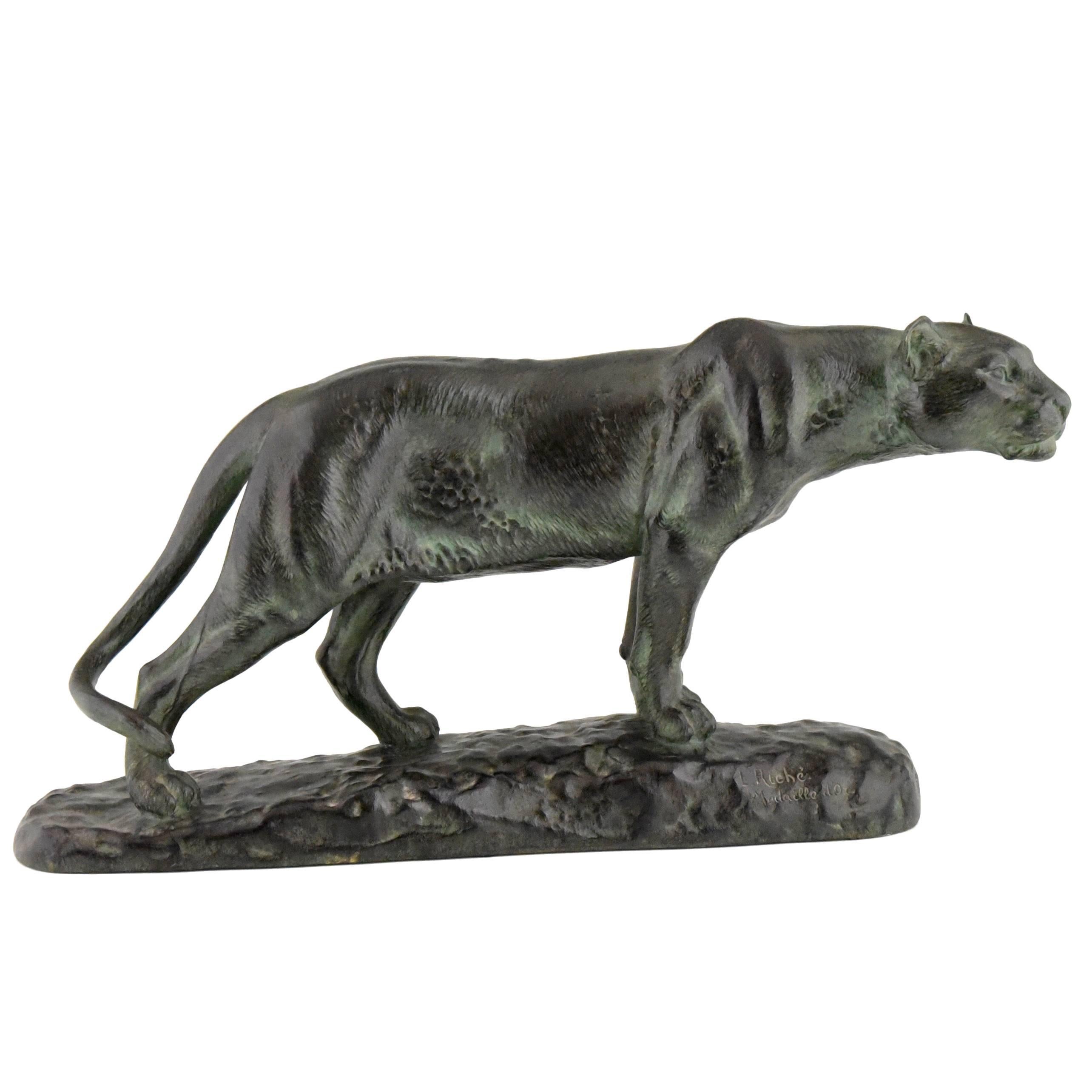 French Art Deco bronze sculpture of a panther by Louis Riché 1930