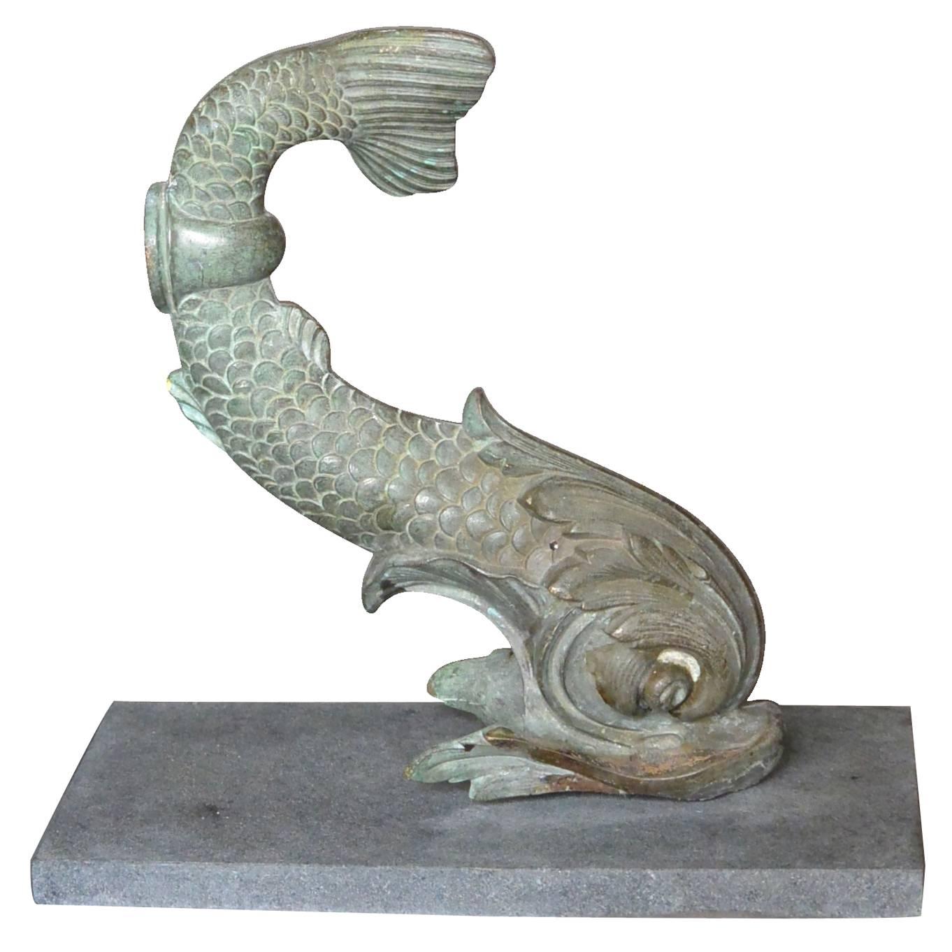 Sculpture de dauphin en bronze en vente