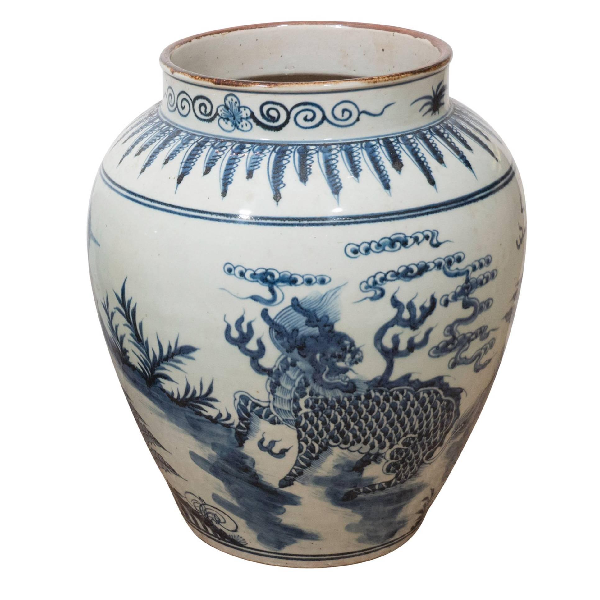 A Large Chinese Export Vase