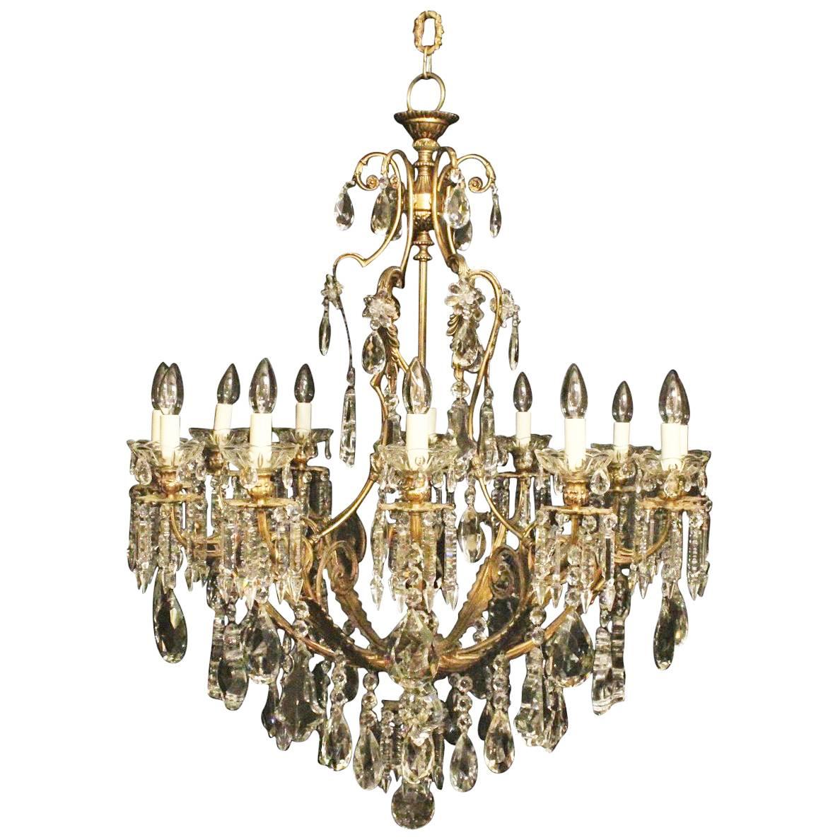 French Gilded Bronze and Crystal Twelve-Light Chandelier