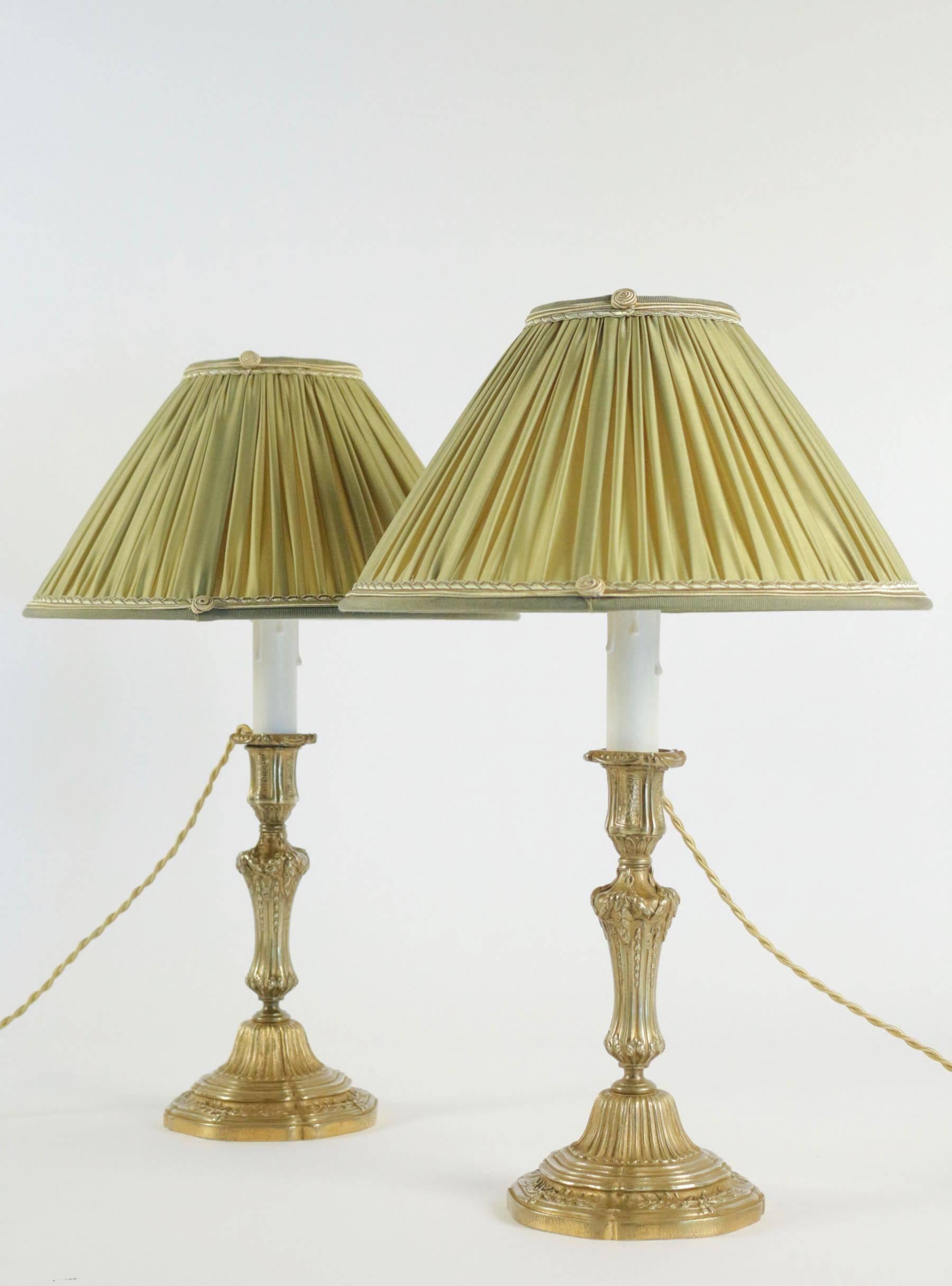 Early 19th Century Pair of French Louis XVI Style Ormulu Candlestick Lamps 3