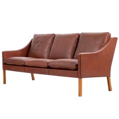 1960s Borge Mogensen Mod. 2209 Cognac Leather Lounge Sofa Fredericia, Denmark