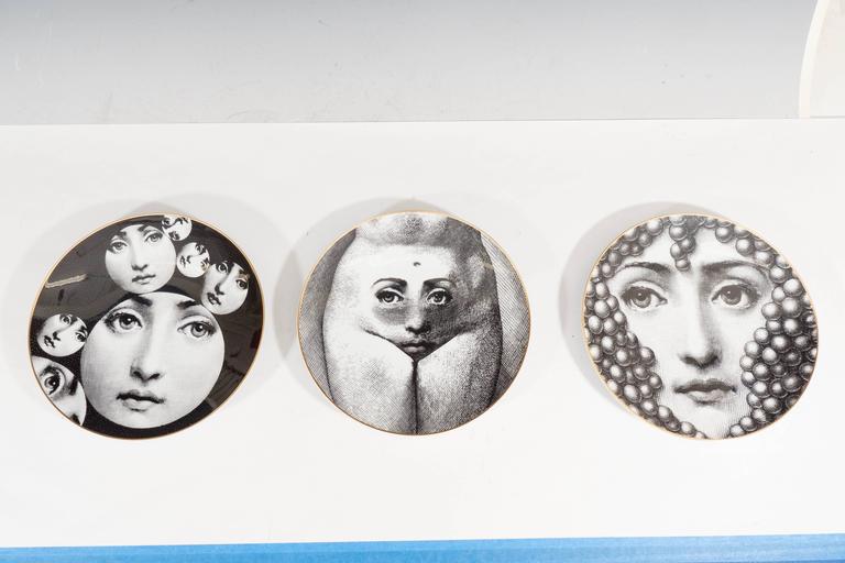 12 Piero Fornasetti 'Temi E Variazioni' Plates for Rosenthal In Good Condition In New York, NY