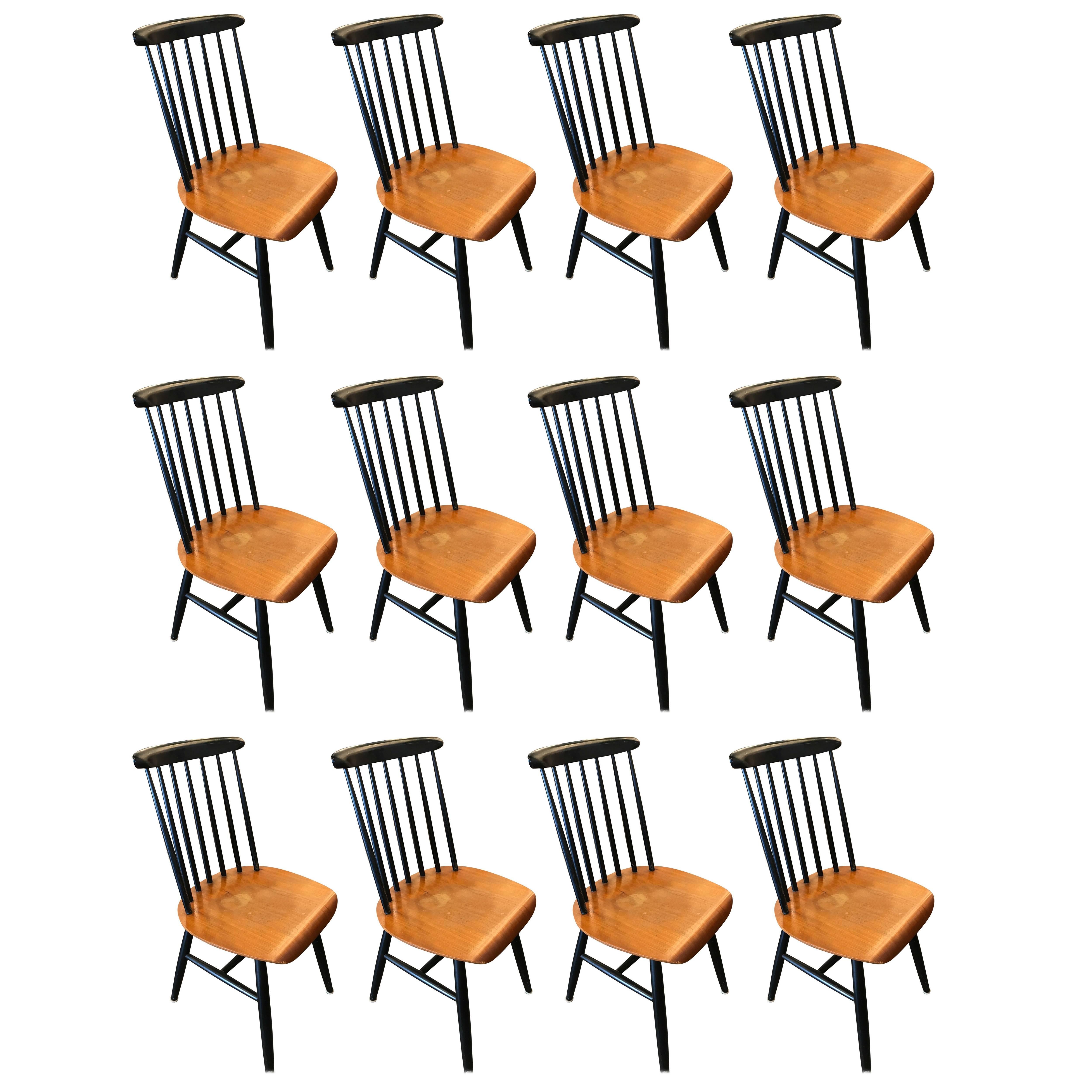 Beautiful Set of Twelve Fanett Ilmari Tapiovaara Chairs, circa 1950 For Sale