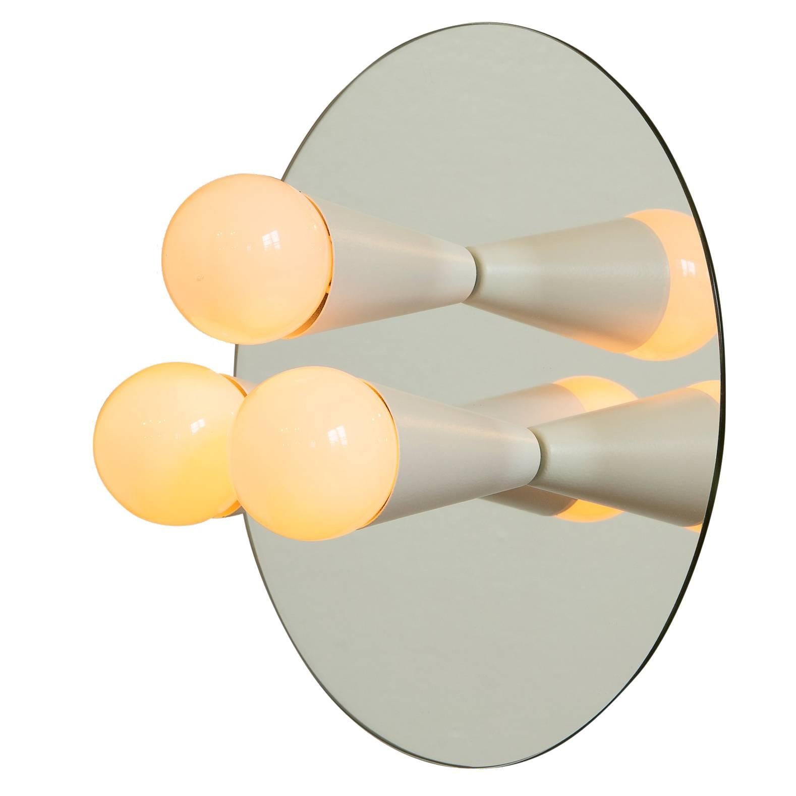 Echo 3 Sconce/Flush Mount in White, from Souda, Made to Order im Angebot