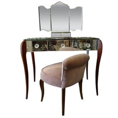 Miroir de toilette français du milieu du 20e siècle avec chaise