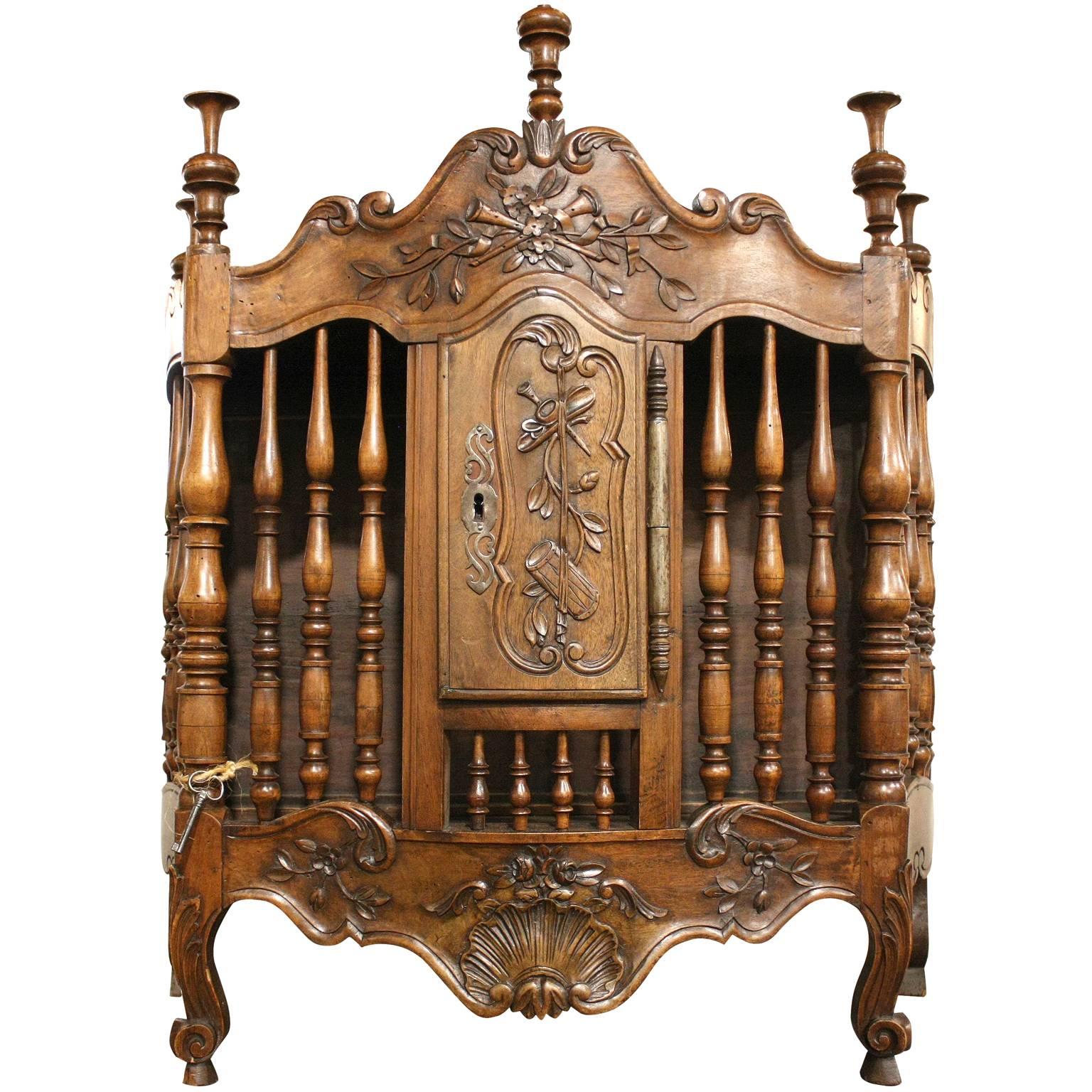 Mid-19th Century French Walnut Panetiere with Key