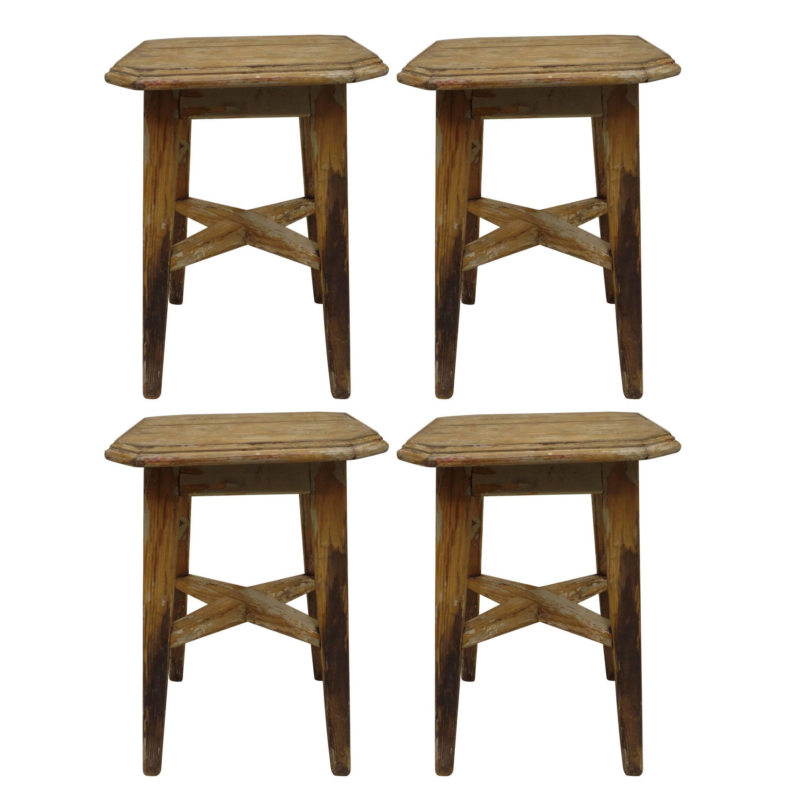 4 Italian 1940s Stools in the Modern Neoclassical Style For Sale