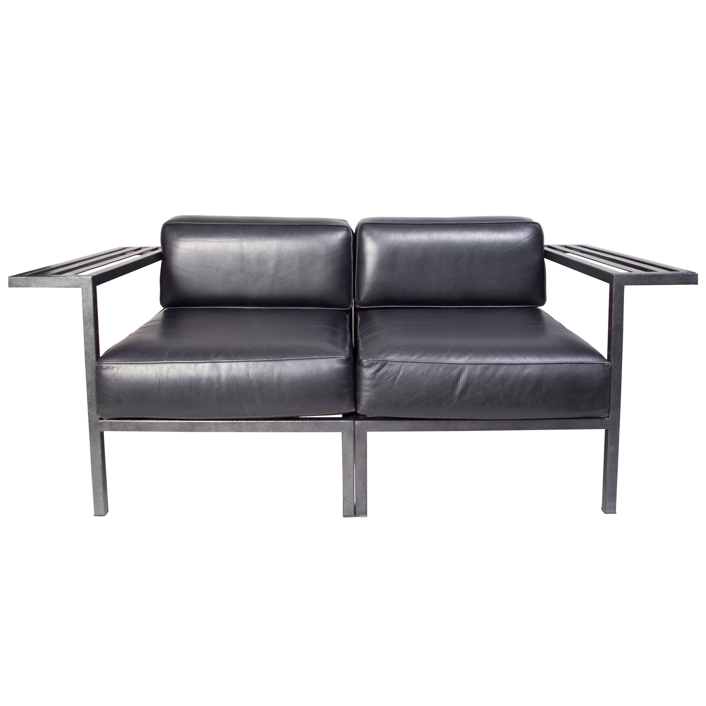 20th Century Pair of French Black Leather Armchairs-Loveseat from the 1980s For Sale