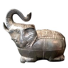 Impressive Sterling Silver Elephant Box 12
