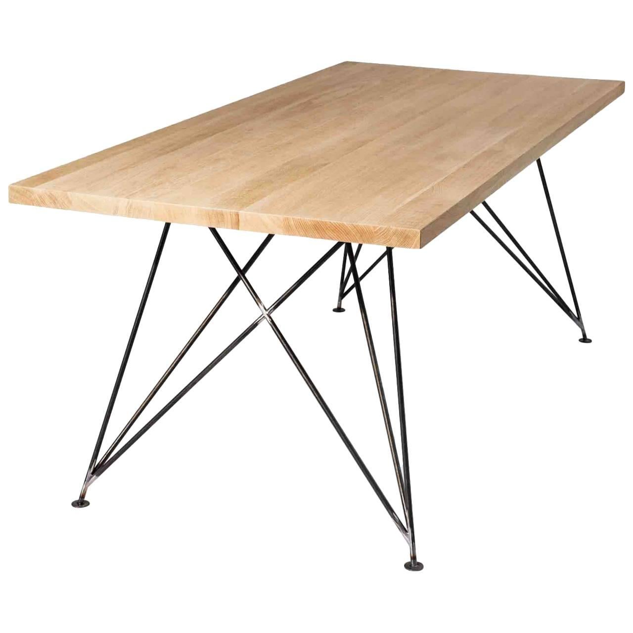 Dining Room Table "MC 02" by Manufacturer WUUD in Oak Wood and Steel (250 cm) For Sale