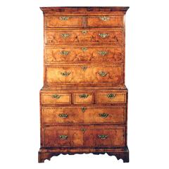 Antique Early Georgian walnut tallboy with chevron banding c.1730 10