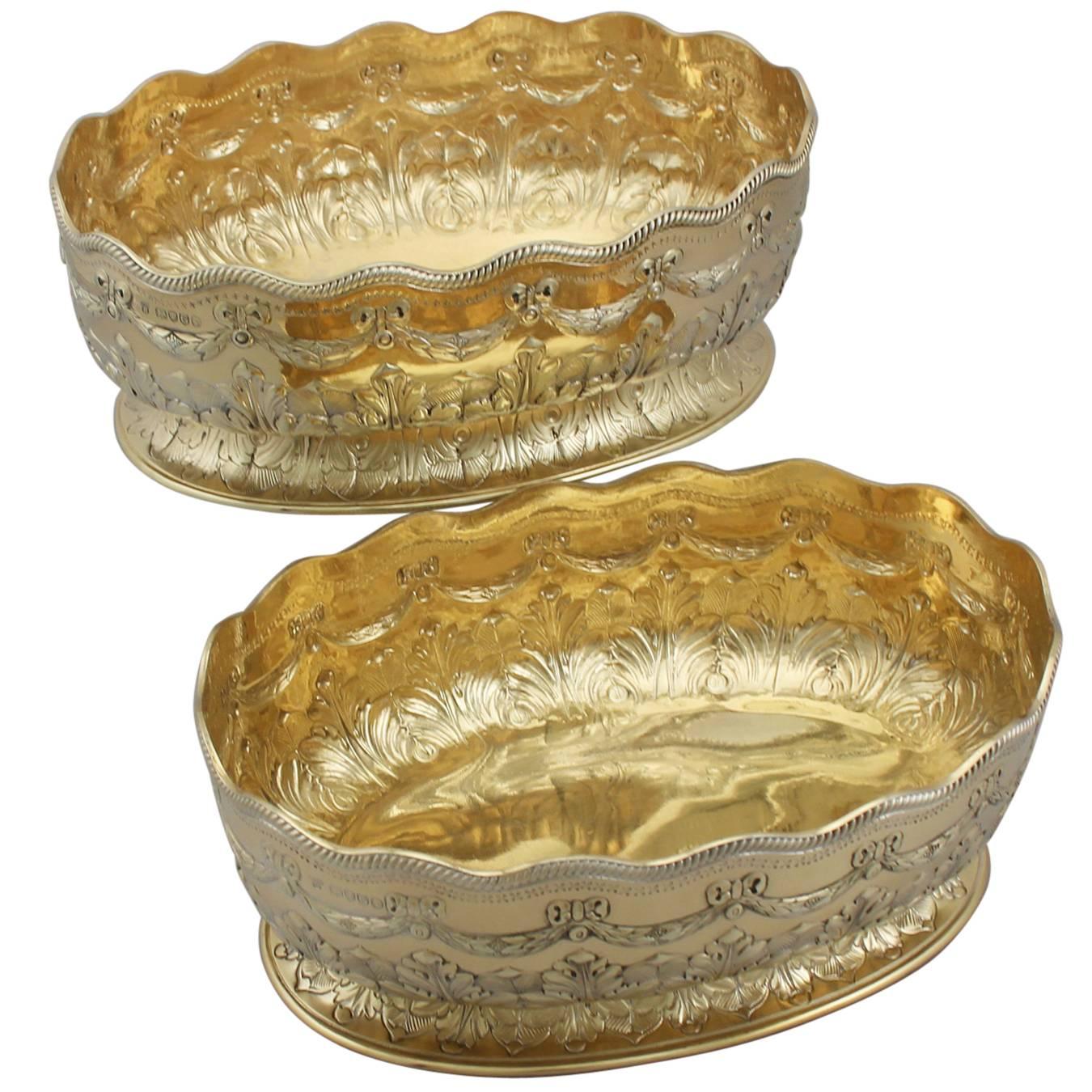 1880s Pair of Sterling Silver Gilt Presentation Dishes by Charles Stuart Harris