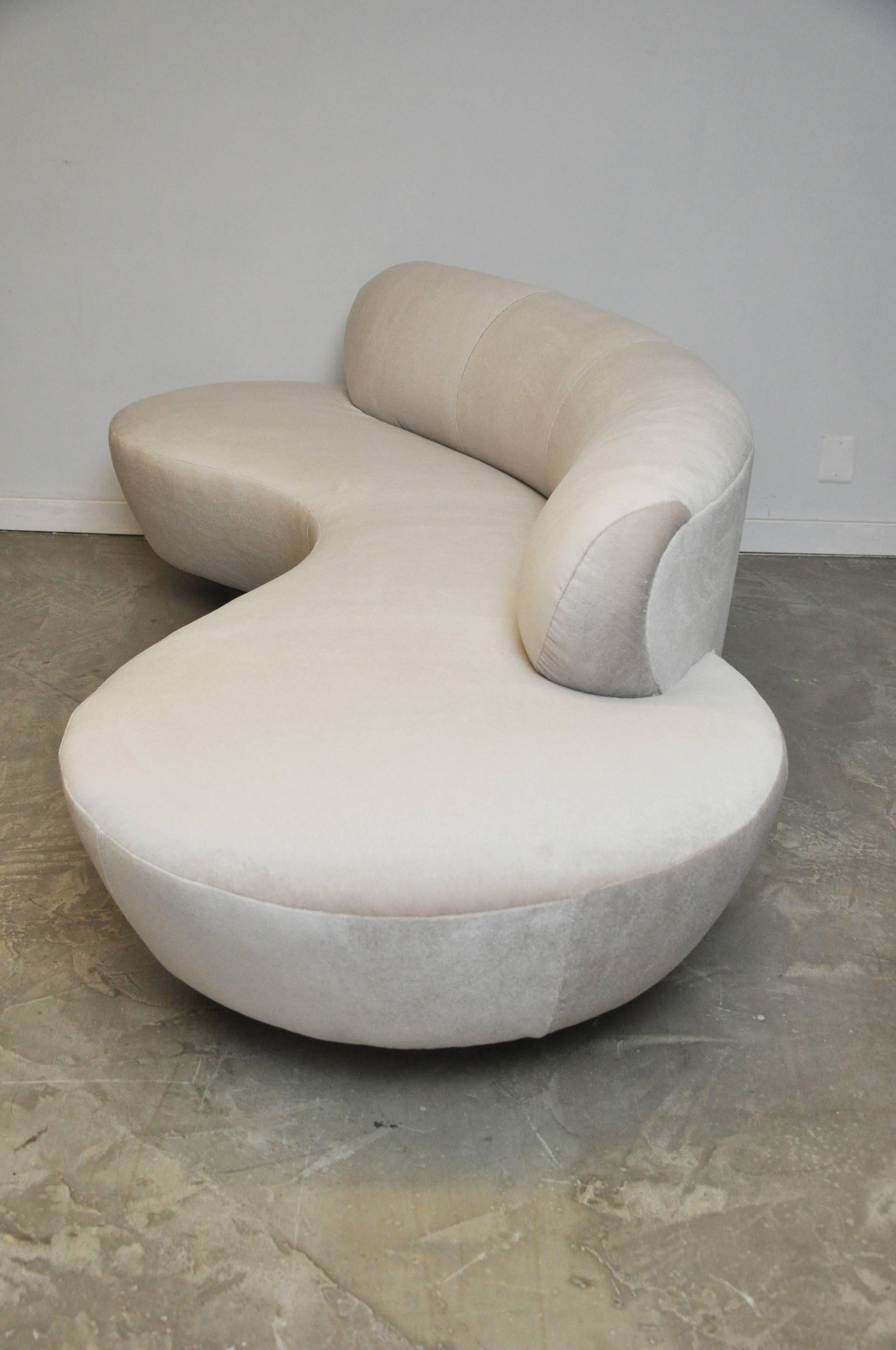 Mid-Century Modern Vladimir Kagan Serpentine Sofa on Walnut Base