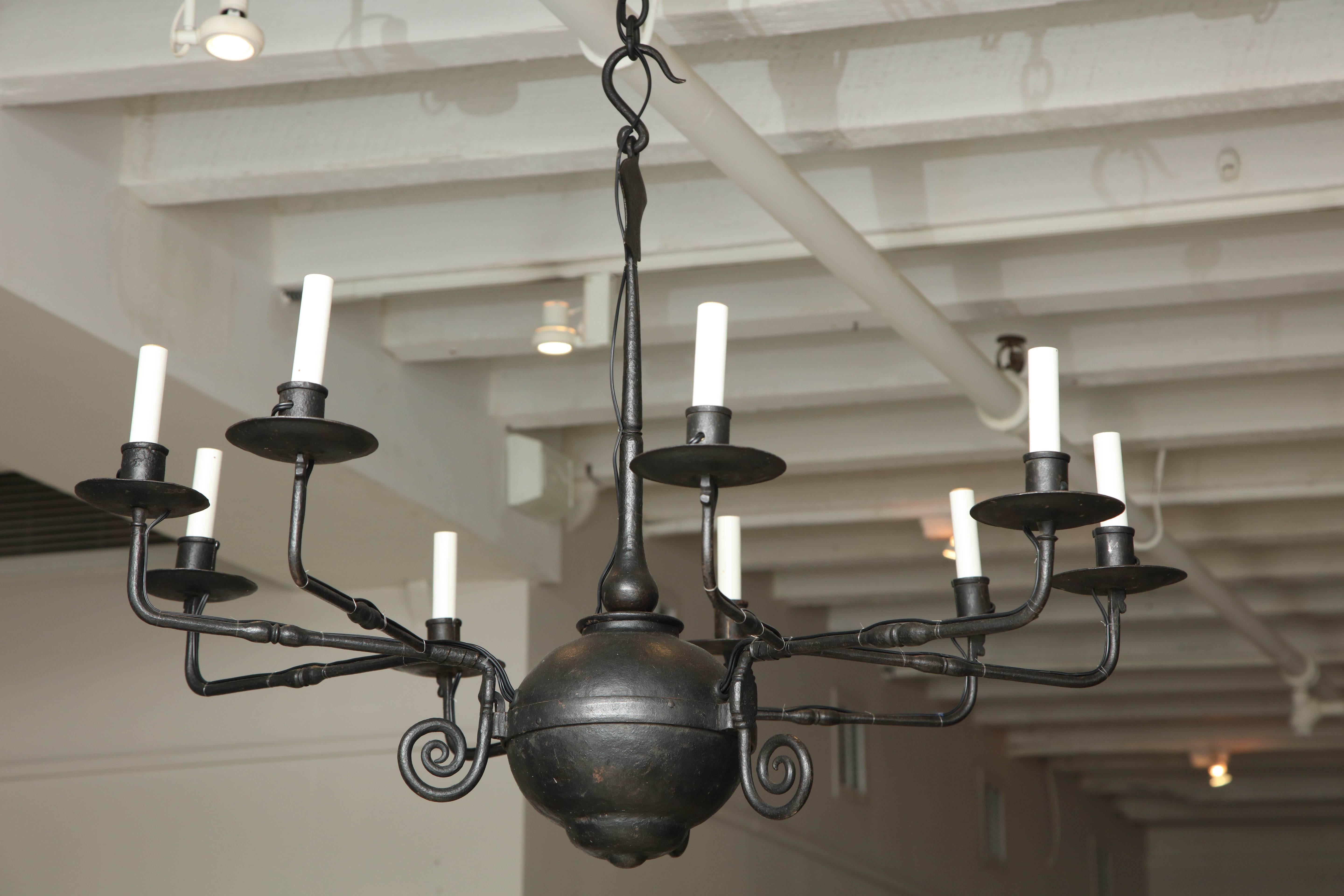 Contemporary Nine-Arm Black Iron Chandelier, American In Excellent Condition In New York, NY