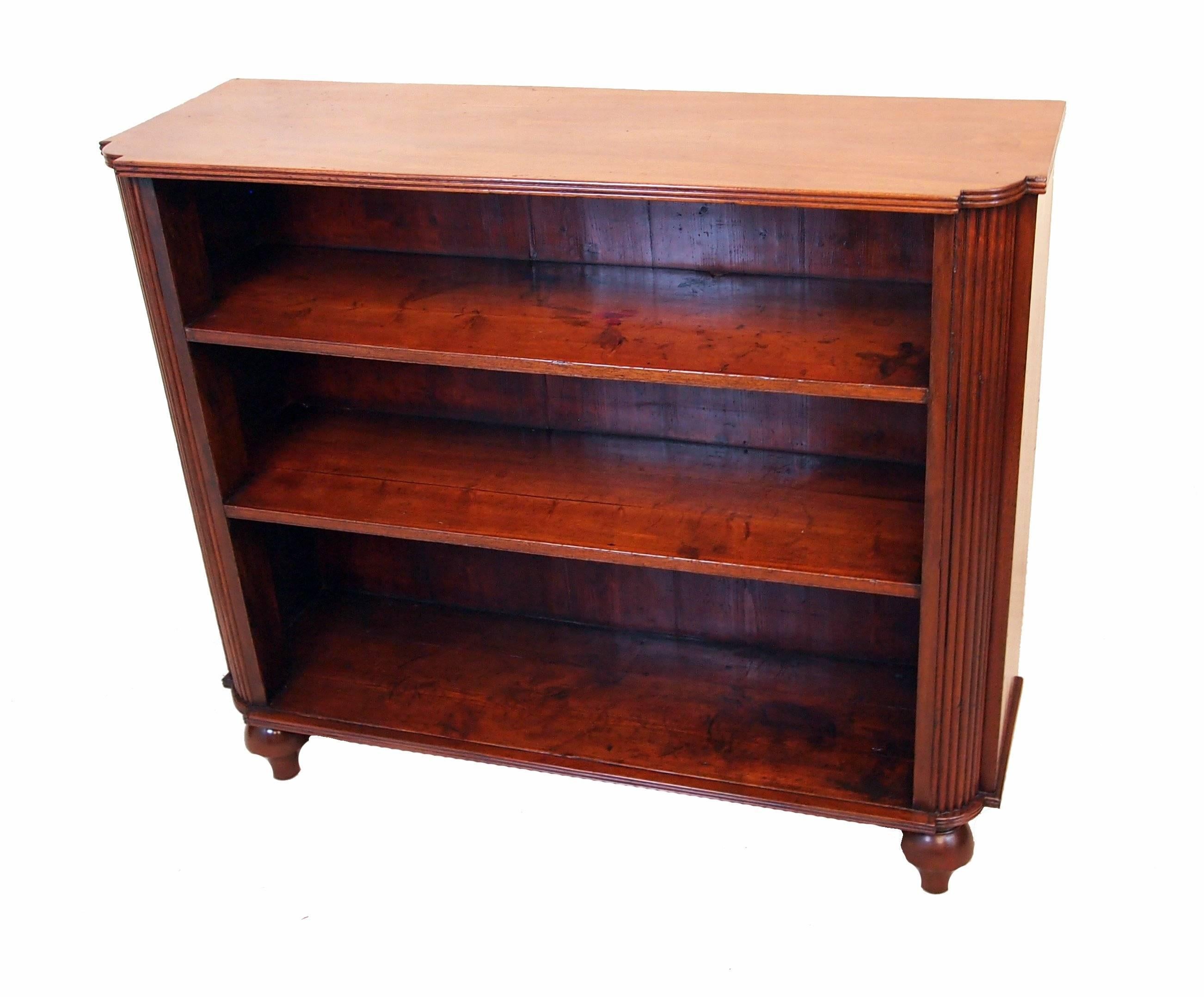 Antique Regency Mahogany Open Bookcase In Good Condition In Bedfordshire, GB