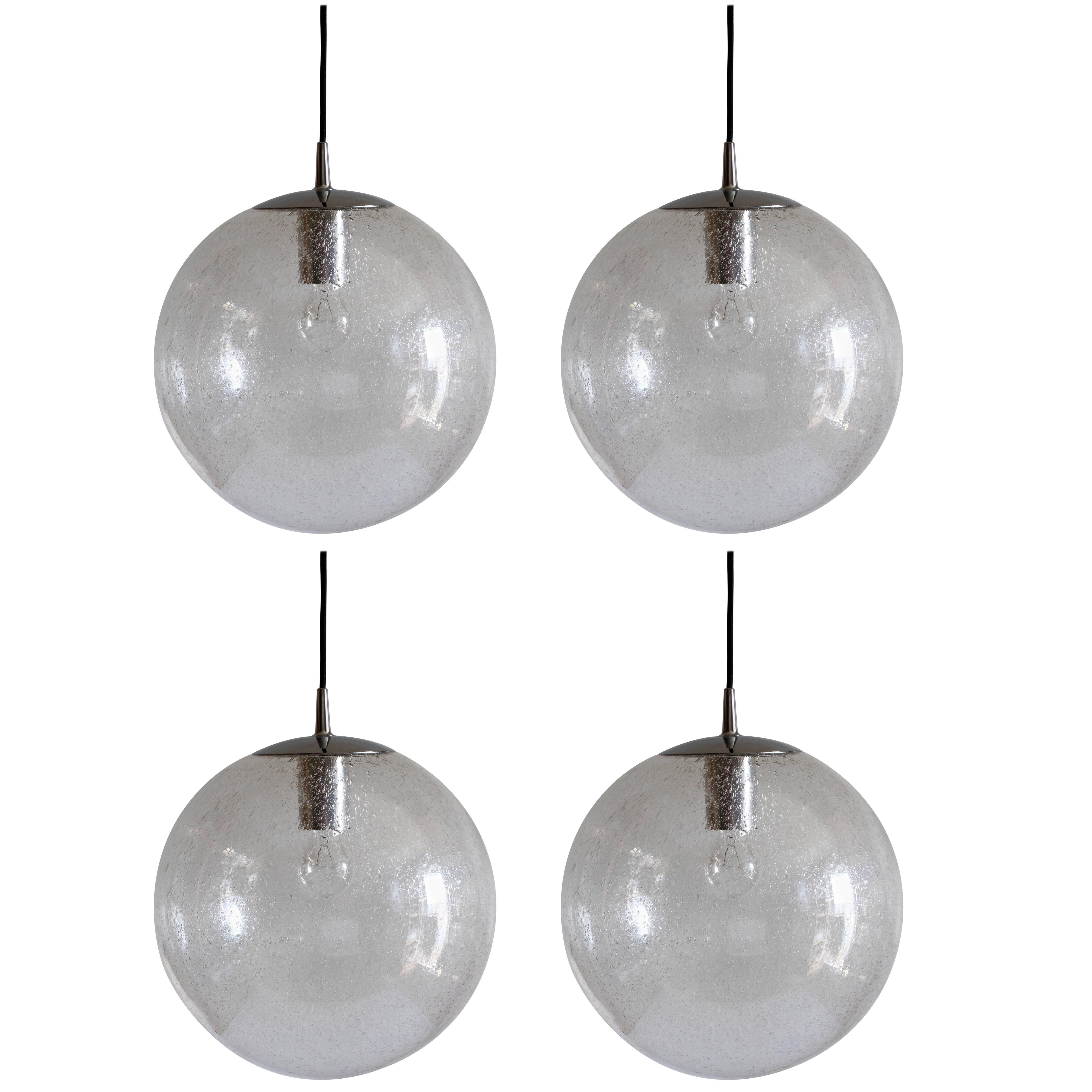1970s Spherical Mid-Century Clear Bubble Glass Pendant Light by Peill & Putzler