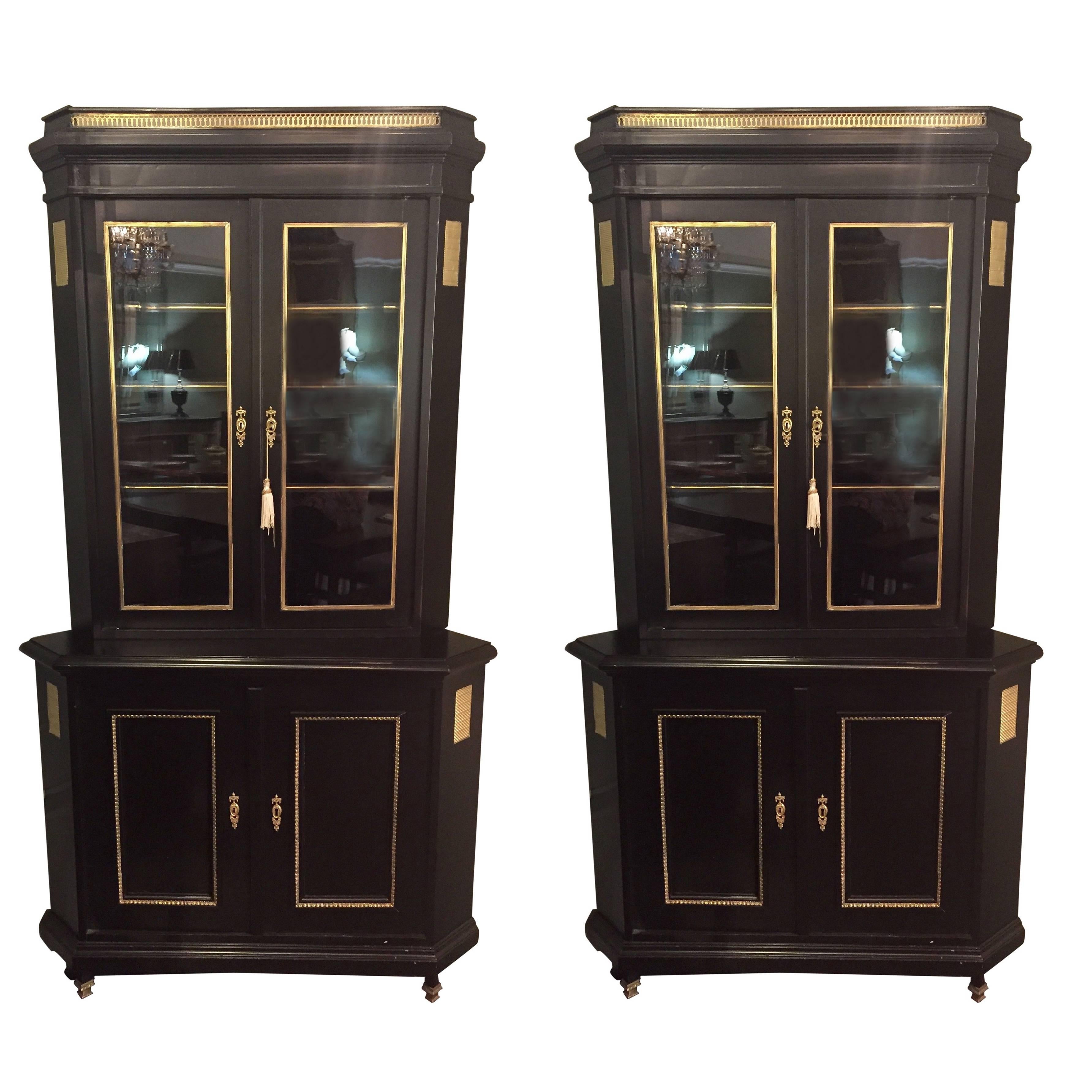 Pair of Fine Bronze-Mounted Maison Jansen Style Corner Cupboard/Display Cabinets