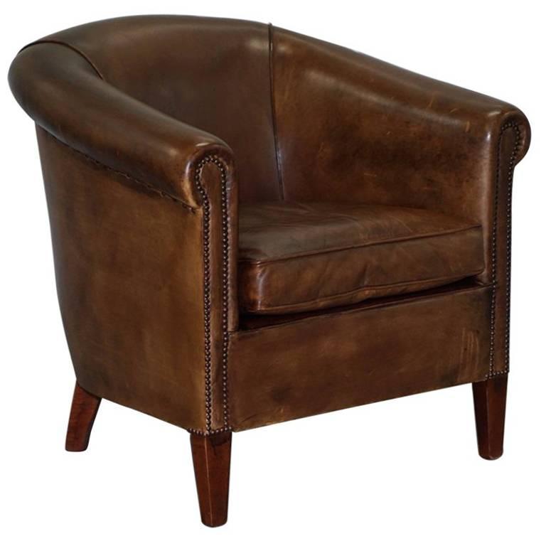 Brown Leather armchair of Bath James Bond
