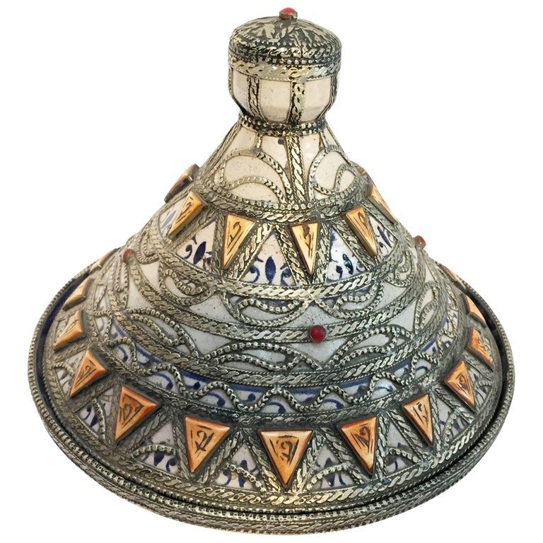 Moroccan Tagine Tajine Ceramic Metal Decorative Moroccan Tagine Tajine Ceramic Metal Decorative