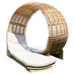 Contemporary Outdoor Chaise Lounge