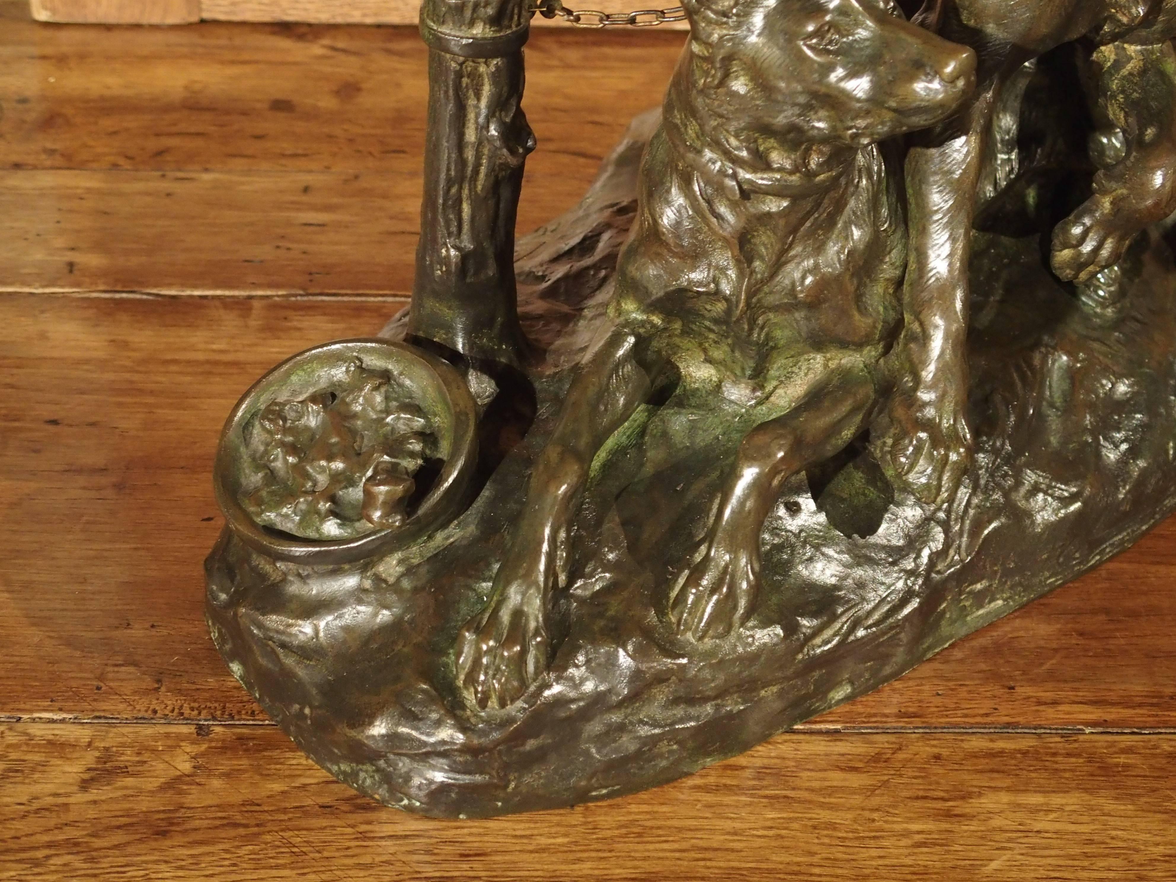 Bronze Sculpture française de deux chiens, R Varnier pour le Salon des Beaux-Arts 1923 en vente