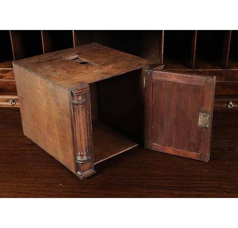 Period Chippendale Figured Mahogany Secretary Bookcase, circa 1765 1