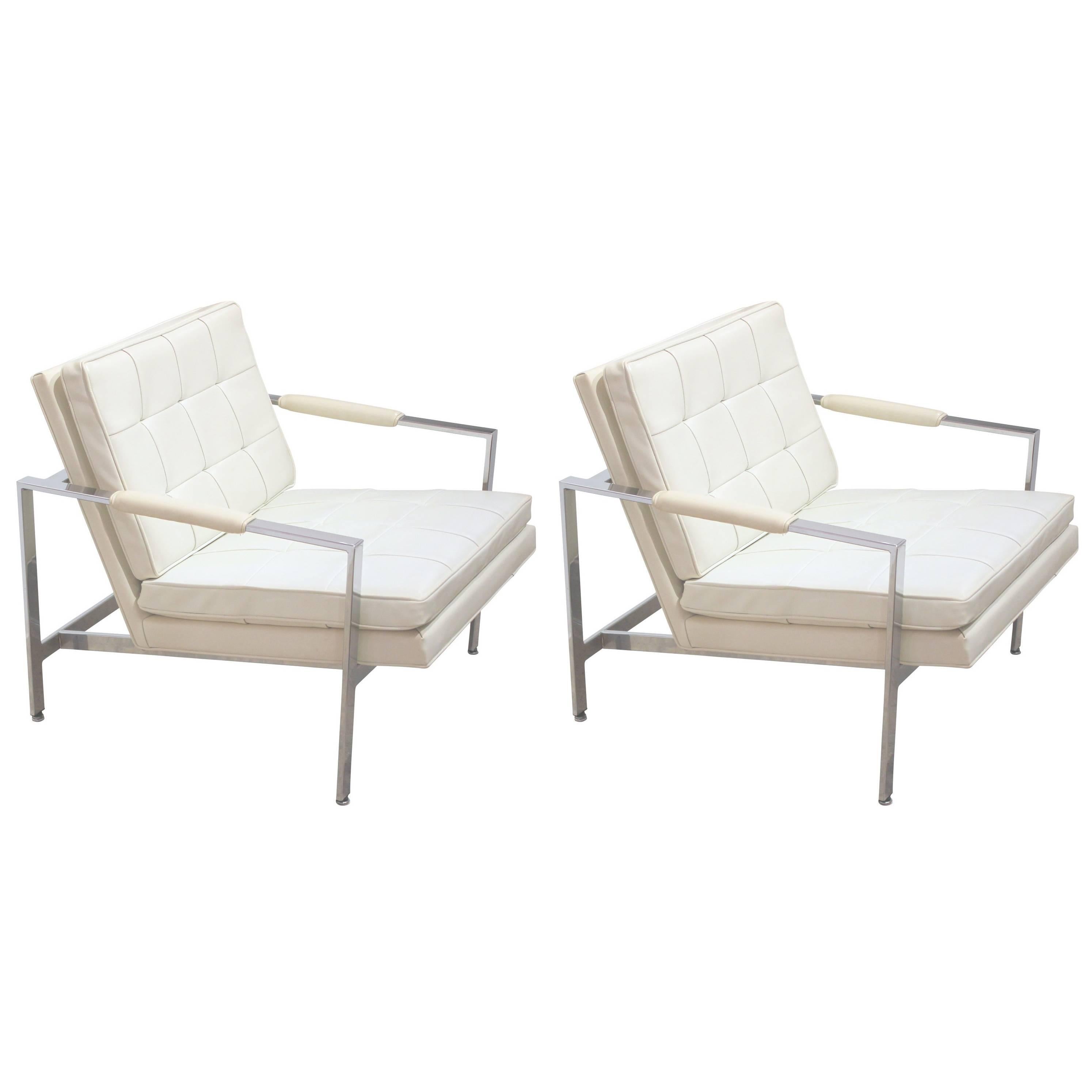 Pair of Modern Milo Baughman White Naugahyde and Chrome Lounge Chairs