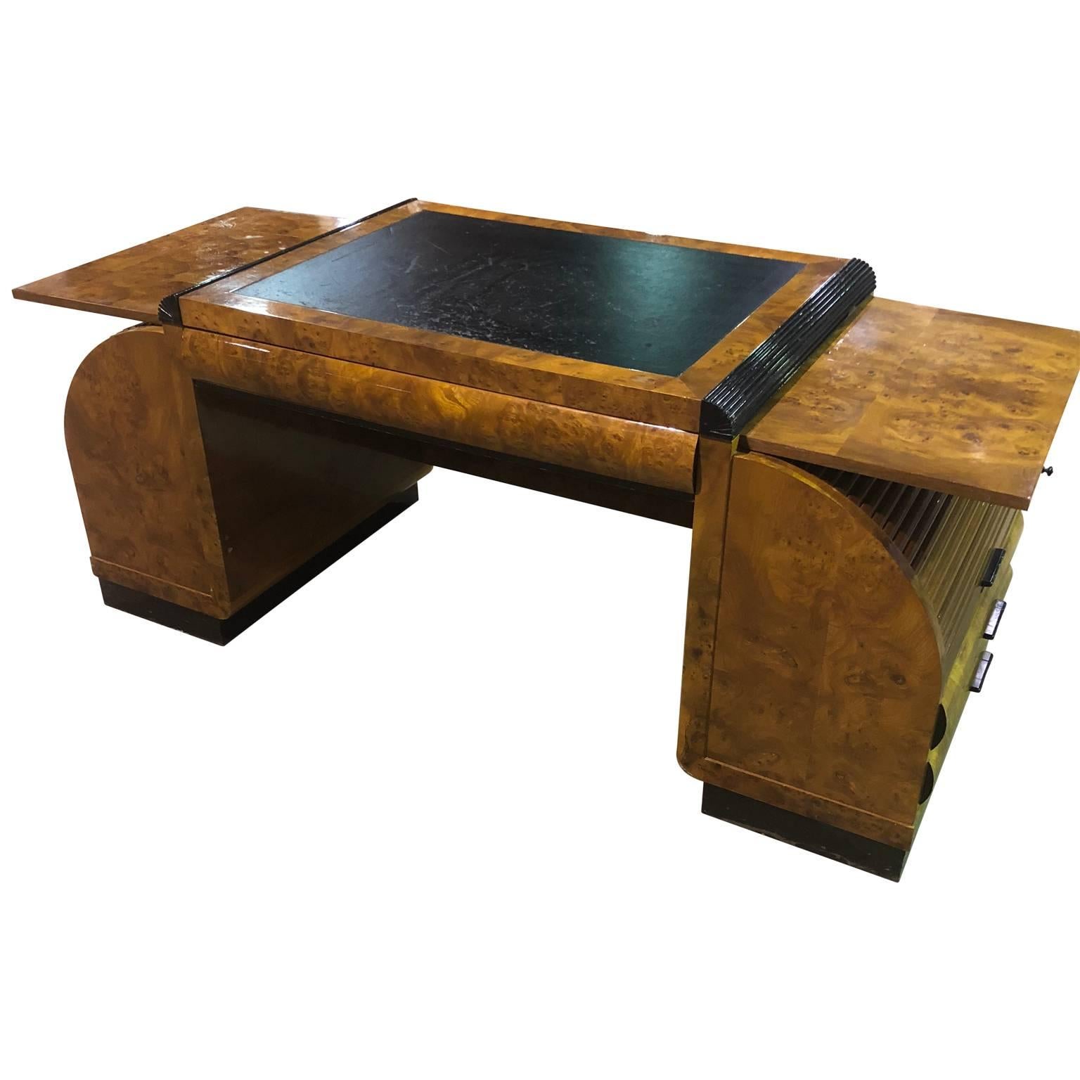 Early 20th Century Burl Wood Art Deco Writing Desk or Vanity In Good Condition In Haddonfield, NJ
