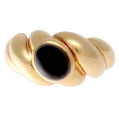 Van Cleef & Arpels Onyx Gold Ring