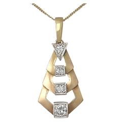 0.33Ct Diamond, 18k Yellow Gold Pendant - Art Deco Style - Circa 1920