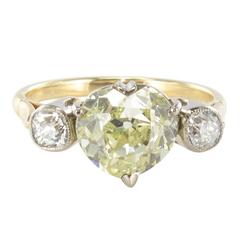 Antique 3.58 Carat Fancy Yellow Heart Cut Diamond Gold Ring 9