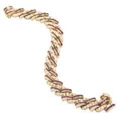 6.78 Ct Ruby, 6.48 Ct Diamond Gold Inline Bracelet 