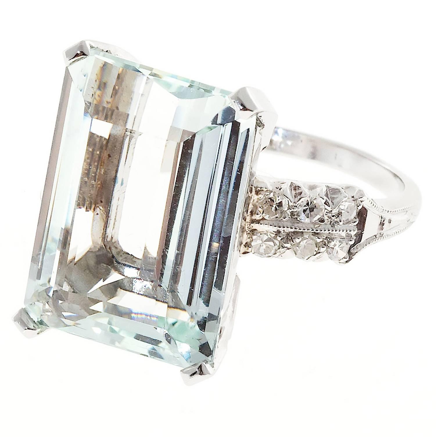 Art Deco 10.60 Carat  Aquamarine Diamond Platinum Ring