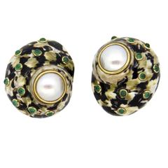 Trianon Pearl Emerald Gold Large Shell Earrings