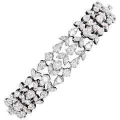 Diamond Scene Three Row Diamond Gold Bracelet 10