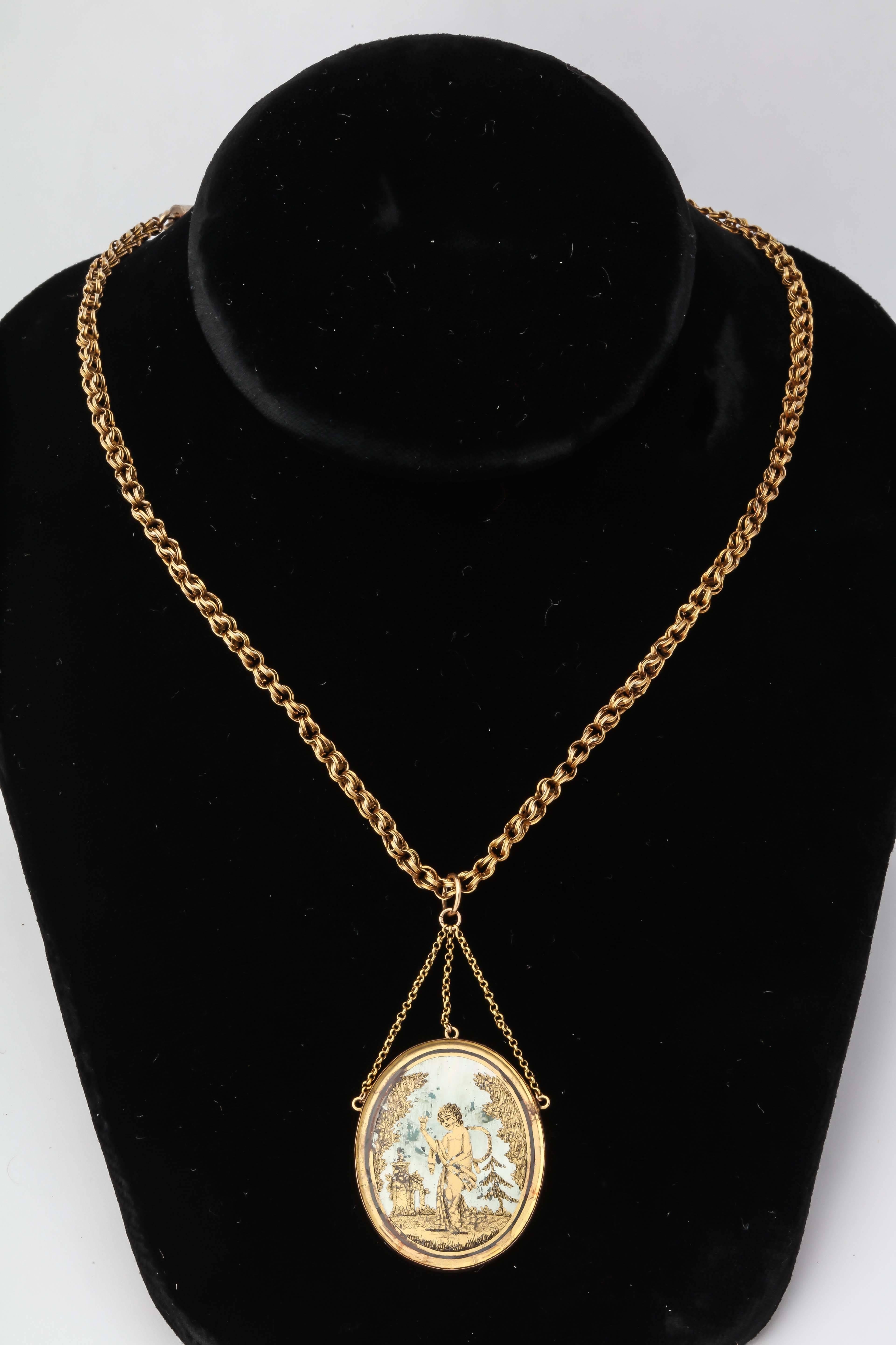 Women's or Men's 1810s French Napoleonic Era 18k Gold Leaf on Glass Pendant, Paris For Sale