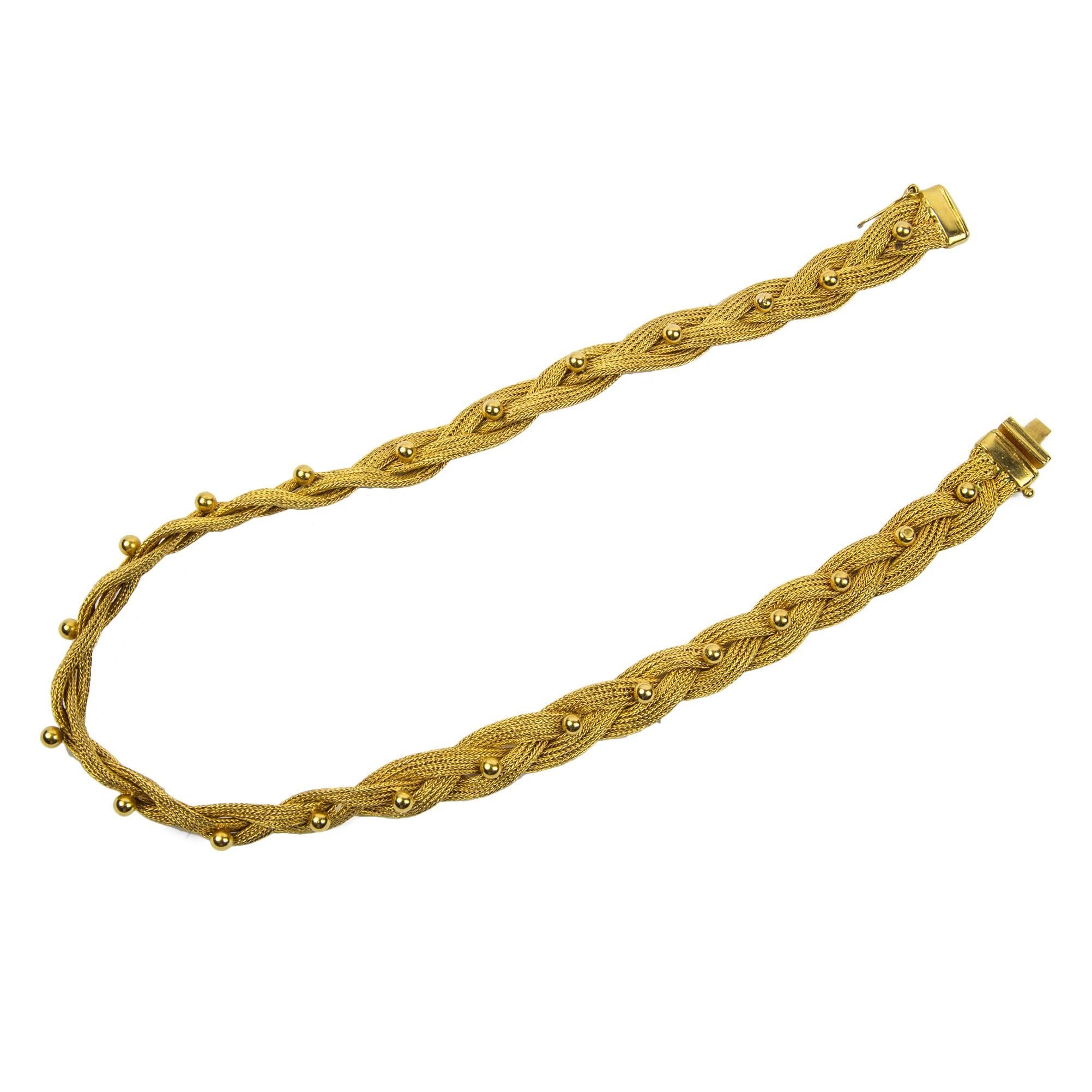 Timeless Mesh Gold Weave Necklace with gold balls, beautifully hand crafted in 22/20ct. secure invisible insertion clasp with a figure ‘8’ safety. Marked: B.C.S 252; 22/20 M; balls measure approx. 3.75mm in diameter; approx. total item weight: 57.08