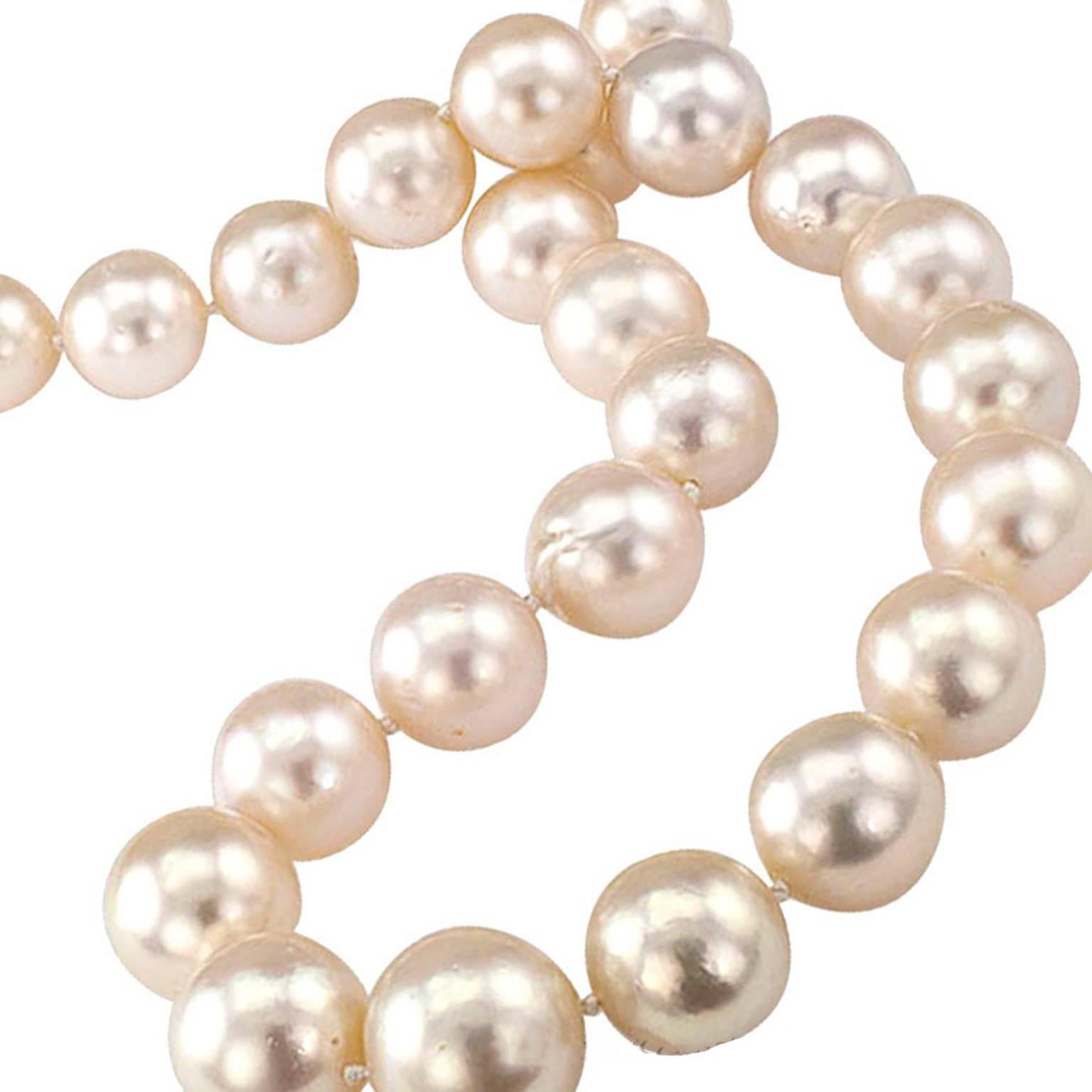 1990's Estate Graduated South Sea Pearl and Diamond Necklace

A carefully chosen South Sea Pearl necklace is always a definitive statement of Complete Elegance, the only jewel needed to be perfectly accessorized!  This outstanding single graduated